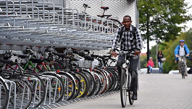 In Erfurt entstand zuletzt dieses große Fahrradparkhaus.