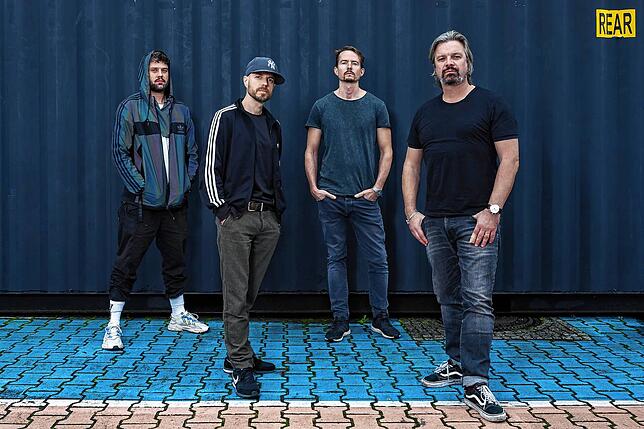 Die deutsche Crossover-Gruppe H-Blockx wurde ebenfalls für Stars in Town verpflichtet.
