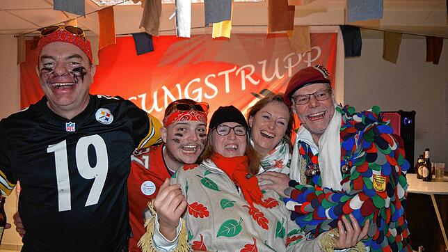 Bild : Bilder vom Hupenball des Vermessungstrupps Markdorf