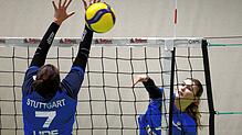 Leni Rapp im Angriff beim Spiel gegen Stuttgart. Beim Auswärtsspiel in Umkirch verletzte sich die Angreiferin beim Aufwärmen und konnte ...
