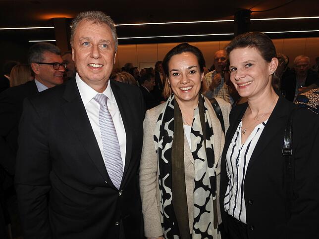 Joachim Mei (Vorstandsmitglied des Internationalen Bankhauses Bodensee AG), die IHK-Vizepräsidentin Stephanie Bitterli ...