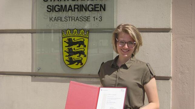 Christina Schlaich freut sich über den Landespreis, den sie für die Auseinandersetzung mit dem Thema Kulturkampf in Sigmaringen erhielt.