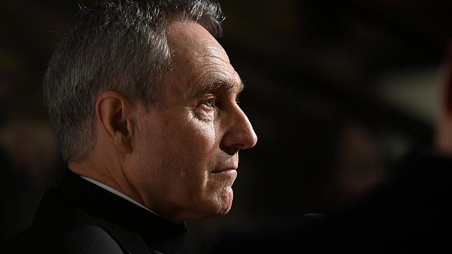 Erzbischof Georg Gänswein verlässt den Vatikan in Rom und kehrt in seine Heimat zurück.