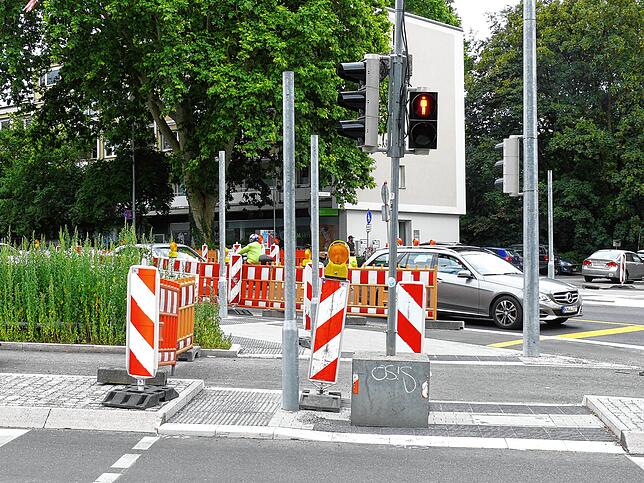 Auch Fußgänger mussten sich am Sternenplatz auf Umleitungen einstellen.