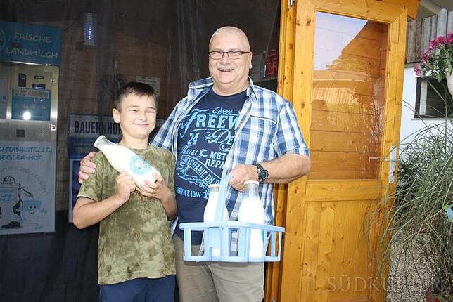 Kurt Staiger-Back und Sohn Jan, beide aus Mimmenhausen, sind Stammkunden.