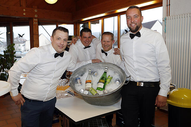 Schon der Empfang mit Sekt und anderen Getränken ist stilvoll.
