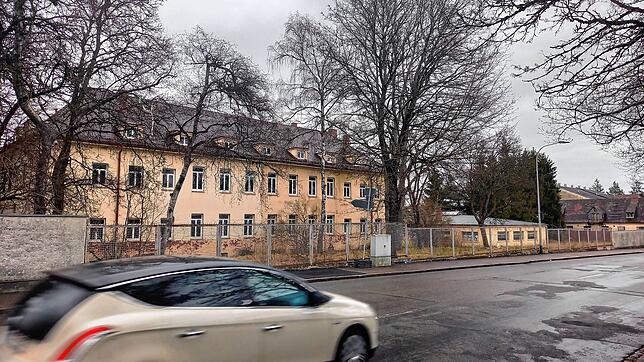 Das einstige Unteroffiziersheim auf dem ehemaligen Kasernengelände Mangin (jetzt Quartier Oberer Brühl) an der Kirnacher Straße soll zum ...