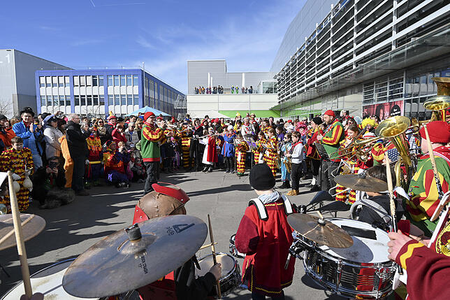 Bild 1: Bilder vom Kinderbaumstellen