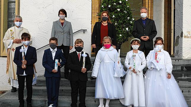 In der Pfarrkirche St. Oswald in Stockach wurde am Sonntag, 25. Oktober, erneut Erstkommunion gefeiert. Ihre erste Heilige Kommunion ...