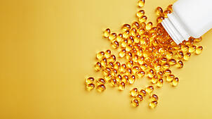 Omega-3-Kapseln sind beliebt, doch nicht immer harmlos. Wie sinnvoll sind die Nahrungsergänzungsmittel tatsächlich?