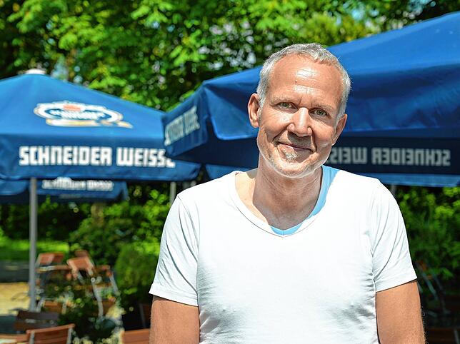 Jens Mürke bietet in der Seebar und dem Pub The Irish Exit Übertragungen an.