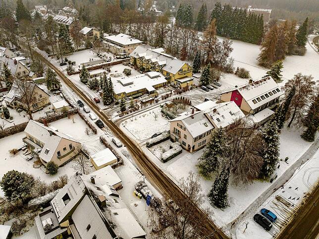 So sieht die Bebauung am Farnweg derzeit aus. Vorne rechts sind die Gebäude des ehemaligen Hotels Bosse zu erkennen. Sie sollen ...