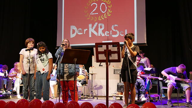 In der Mehrzweckhalle des St. Josefshauses in Herten wurde der Kreisel-Geburtstag gefeiert. Die Schule ist stolz darauf, dass es die ...