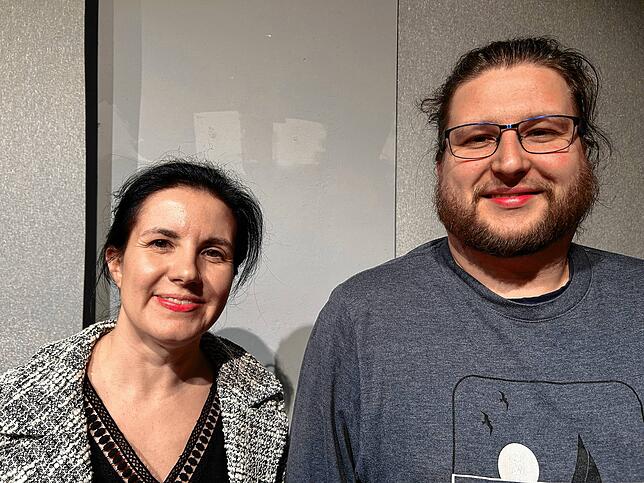 Larissa Zürn vom Gymnasium am Deutenberg und Jens Weinmann vom Gymnasium am Romäusring erleben großes geschichtliches Interesse bei ...