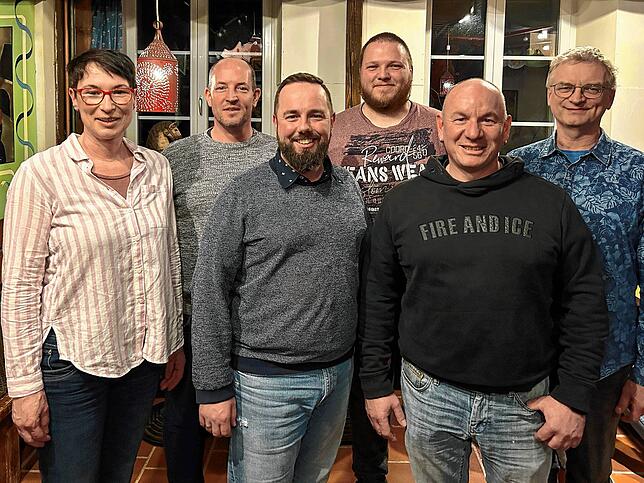 Die Kandidaten der Freien Wähler für den Ortschaftsrat Oberhof. Im Bild von links: Alexandra Martin, Lars-Benja Bronkal, Sebastian ...