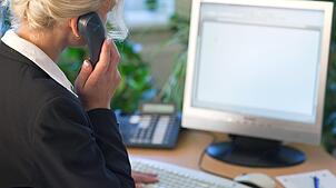 Gleichbehandlung am Arbeitsplatz: Chefs dürfen einzelne Mitarbeiter nicht grundlos benachteiligen.