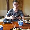 Alte Traditionen: Artur Tibelius in einem japanischen Teehaus in Kyoto.
