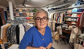 Sabine Purschke, Inhaberin von Mode am Marktplatz, kritisiert die fehlende Belebung in der Innenstadt und den Fokus auf das Seemaxx.