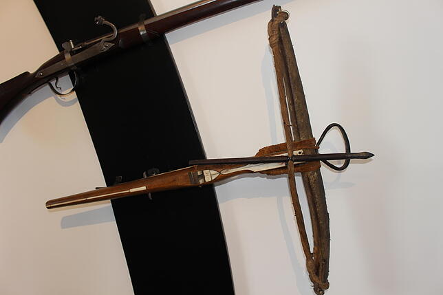 Vor Muskete und Schießpulver war die Armbrust eine häufig zum Einsatz kommende Schusswaffe. Sie konnte zum Teil auch aus alten ...