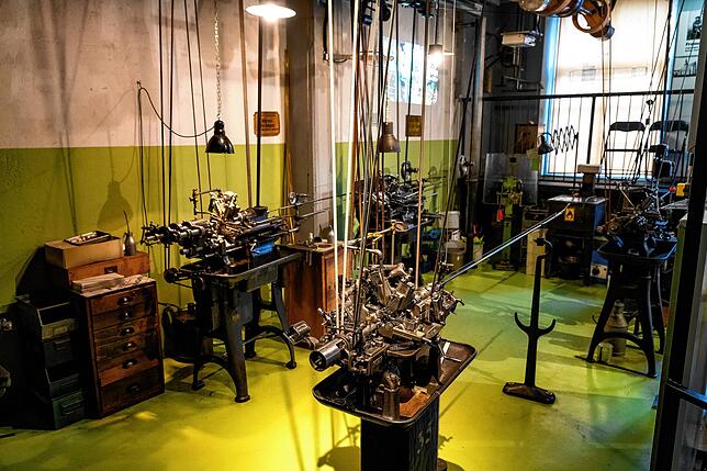 Blick in die Museumswerkstatt des Uhrenindustriemuseums.