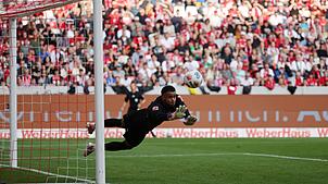 Noah Atubolu vom SC Freiburg ist aktuell gut drauf.