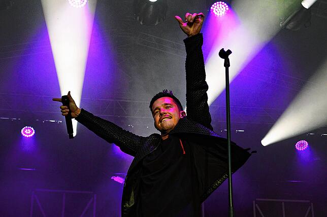 Bild 3: Bilder vom Nico-Santos-Konzert in Markdorf (2)