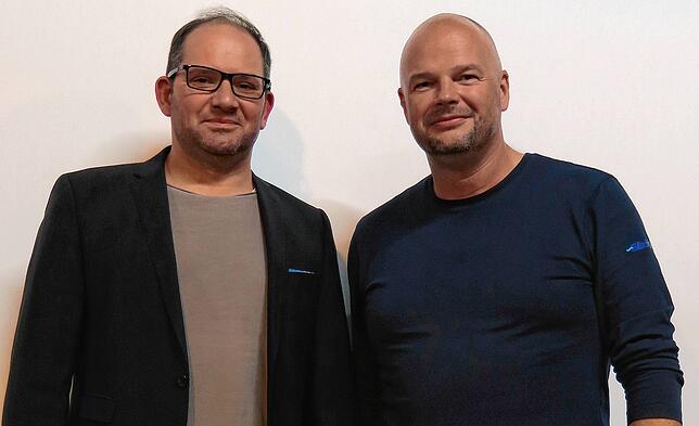Die Freie Wähler-Stadträte Andreas Flöß (links) und Dirk Gläschig wollen sich mit dem „Trauerspiel“ in der Peterzeller Straße nicht ...
