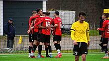Schon wieder Königsfelder Torjubel. Die Schwarzwälder durften sich im Heimspiel gegen Öhningen-Gaienhofen über sieben Treffer freuen. ...