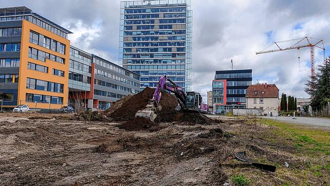 Wo neu gebaut worden ist und gebaut wird, ist die Chance für Quartiersarbeit besonders groß. Im Bild die Baustelle an der Wehrdstraße, ...