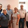 Ehrungen beim Narrenverein Schwanenmühle: Präsident Klaus Spitznagel freut sich mit den neuen Ehrenmitgliedern Renate Jahn (25 Jahre), ...