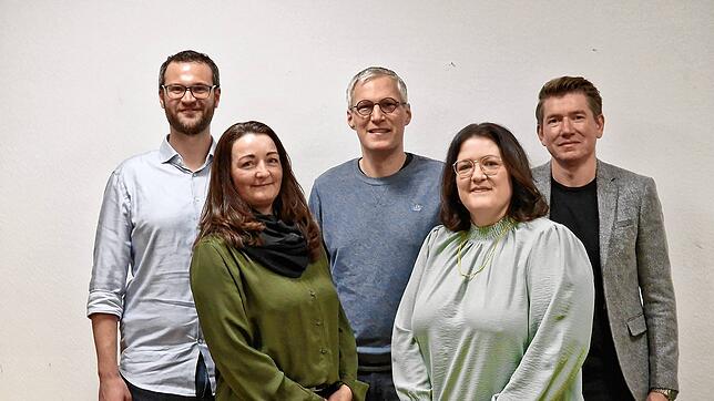 Sie stehen auf der Kandidatenliste der CDU/UW Tengen für die Wahl am 9. Juni (von links): Thorsten Frank, Elena Frank, Matthias Preter, ...