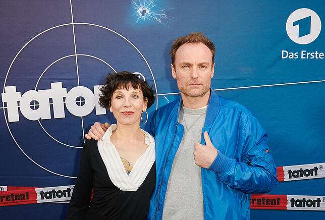 Das Team des Berliner Tatorts: Die Schauspielerin Meret Becker und ihr Kollege Mark Waschke stehen vor der Premiere des ...