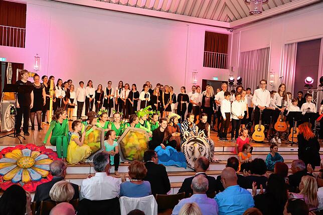 So viele Mitwirkende machten das Musikmärchen „Lunas Zauberflöte“ zu einem Erlebnis.