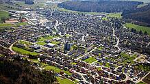 In der Blumberger Kernstadt, die das Luftbild von Mai 2016 zeigt, wurden die Bodenrichtwerte zum Teil um bis zu 50 Prozent erhöht. ...