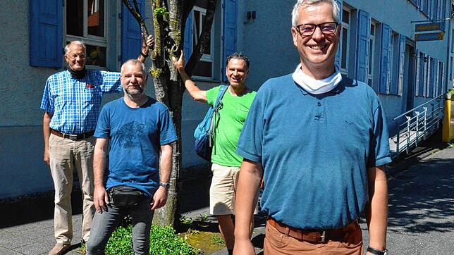 Bringen die Markdorfer Musikschule durch die Corona-Krise (von links): Reinhard Nedela, Christian Verdi, Uli Frey und Gerhard Eberl, die ...