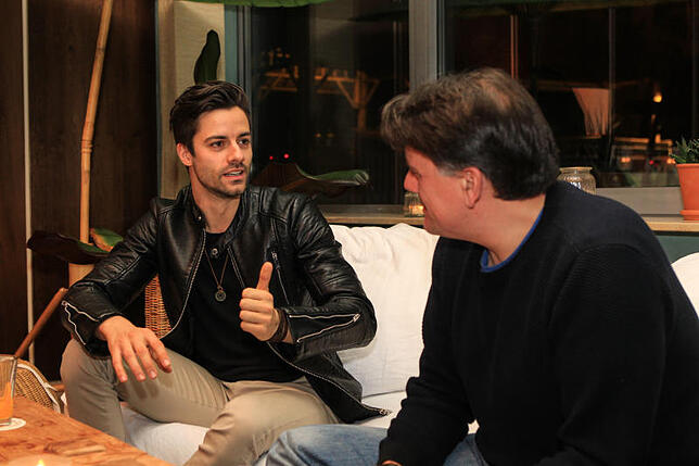 Giuliano Lenz im Gespräch mit Redakteur Andreas Schuler.
