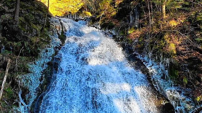 Der Schwarzwaldverein Todtmoos organisiert zahlreiche Wanderungen. Auf dem Bild ist der Todtmooser Wasserfall zu sehen.
