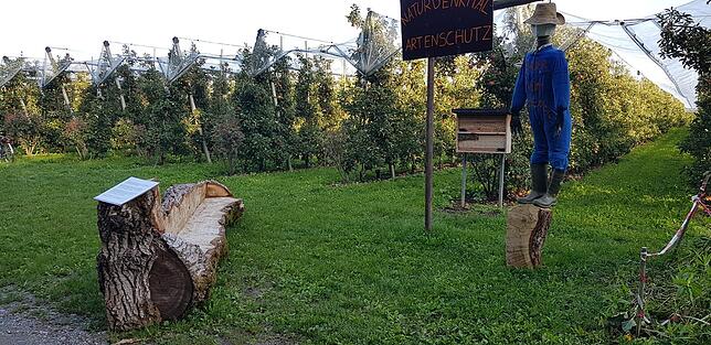 Landwirte fürchten durch das Volksbegehren um ihre berufliche Existenz – wie hier drastisch dargestellt wird.