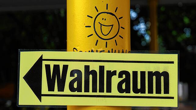 Noch bis 18 Uhr an neun Orten in Konstanz möglich: die Stimme bei der OB-Wahl im Wahllokal abgeben.