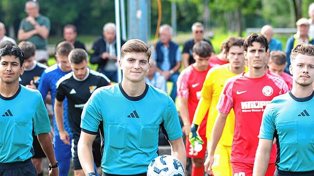 Bild : SV 08 Laufenburg spielt 2:2 gegen den SV Bühlertal – und wir haben Fotos!