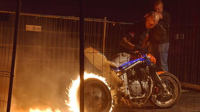 Brandheiß: Die Black Forest Burn Out Crew bot ein ganz besonderes Spektakel.