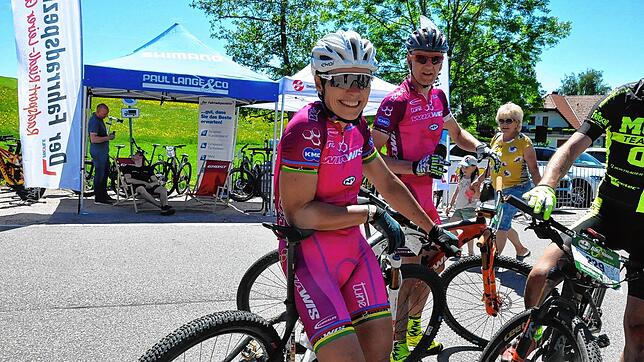 Gewinnerin der Damen-Konkurrenz des Waldhaus Mountainbike-Marathons 2019 wurde die bisherige Schirmherrin Sabine Spitz. Das Bild zeigt ...