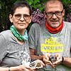 Ellen und Ralf Claaßen von der Villinger Vogelstation mit einigen ihrer Schützlinge. Seit 15 Jahren kümmern sich die beiden ehrenamtlich ...