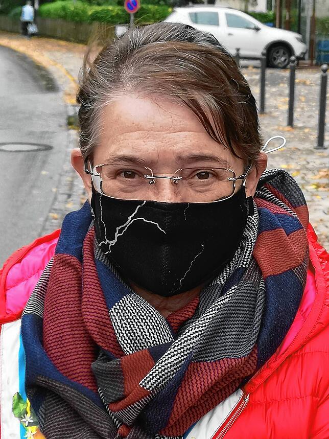 Mathilde Schlegel, 64, Salem: &bdquo;Die Regierung hat in meinen Augen richtig gehandelt, es haben sich zuletzt einfach zu viele ...