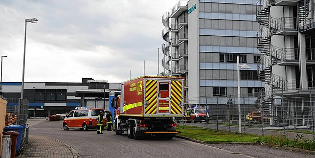 Um welchen chemischen Stoff, der in einem Labor ausgetreten ist, ist aktuell noch nicht geklärt.