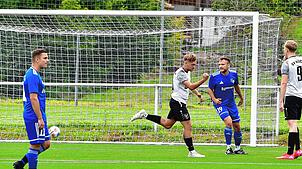 Zu früh gejubelt: Brooklyn Lehmann vom SV Buch hat es mit seinem Tor zum 1:0 gegen die SV Mettingen/Krenkingen trotz der 2:6-Pleite in ...