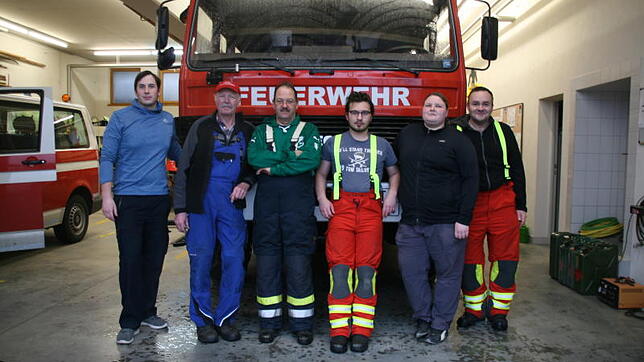 Das Notversorgungs-Team in Rippolingen (von links): Robert Vogt, Manfred Fischer, Dieter Beeckmann, Sven Niedermaier, Katja Fischer und ...