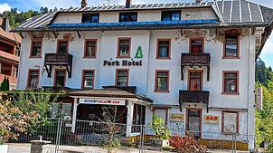 Die Tage des maroden Parkhotels im Todtmooser Ortszentrum sind gezählt. Es wird abgerissen. Vorher sind umfangreiche ...