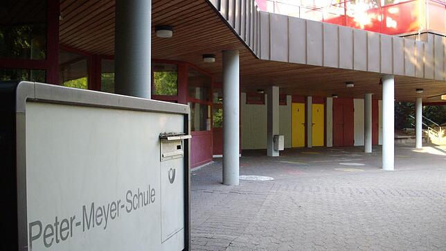 Die Pläne für den Schulcampus an der Graf-von-Bissingen-Straße wurden neu überdacht. Geht es nach der Stadtverwaltung, sollen die Planer ...