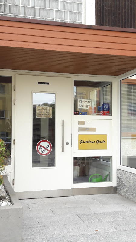 Ein Zimmer in Bad Dürrheim zu bekommen, wie hier etwa im Gasthaus Gisela, ist am Wochenende sehr schwer. Bild: Birgit Müller